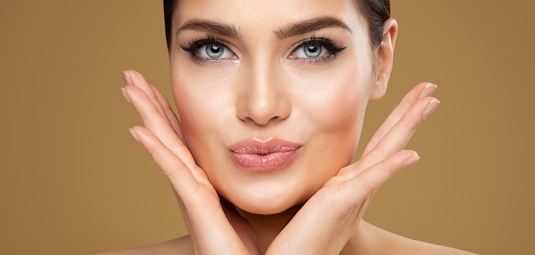 Konturowanie twarzy krok po kroku – poznaj najważniejsze zasady